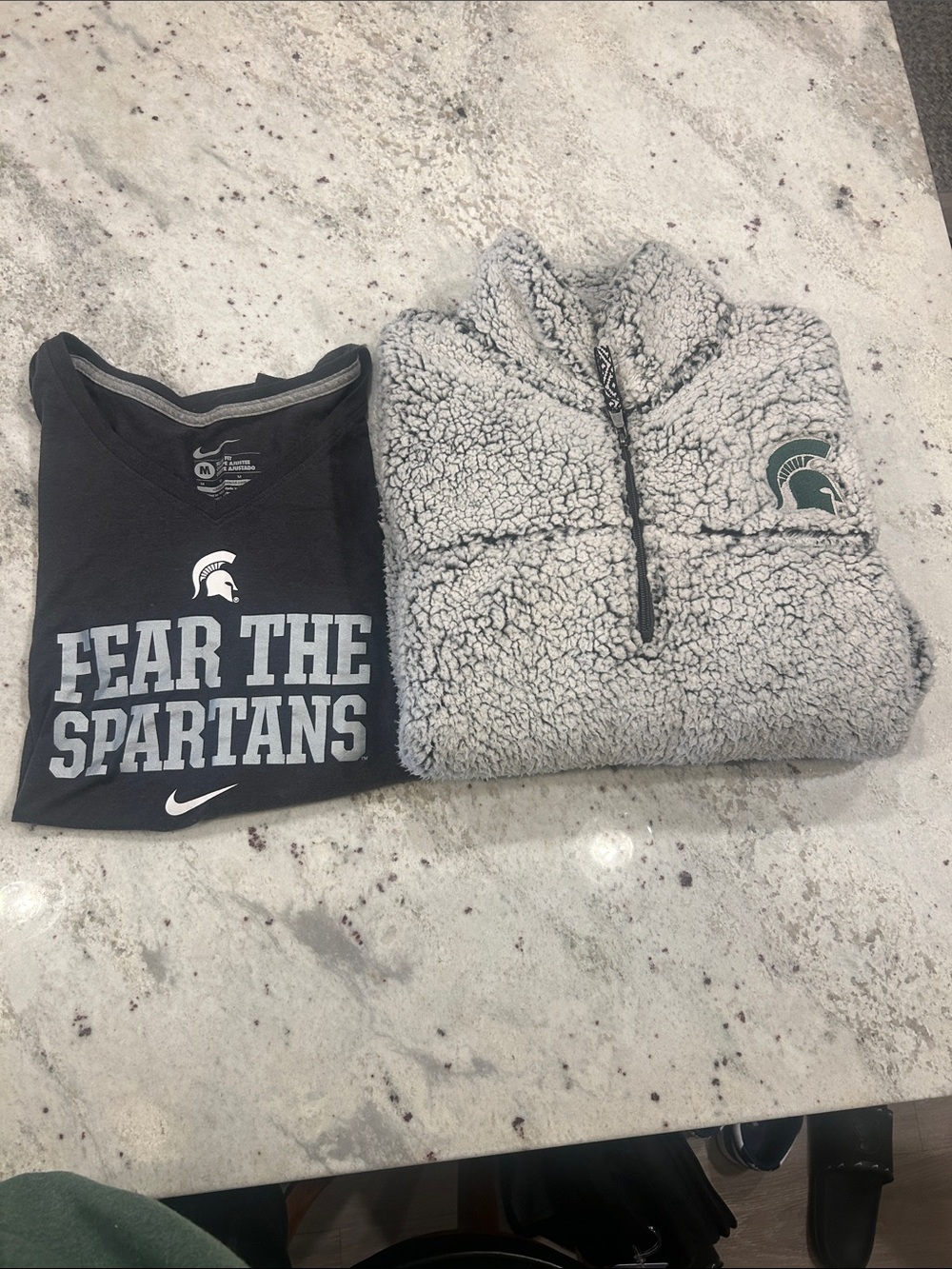Nike MSU Spartans - Gray Sherpa Zip Pullover, gray long sleeve